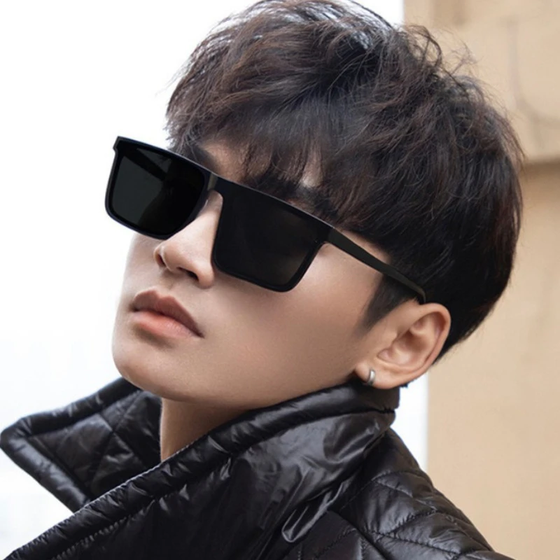 Minimalist Retro Sunglasses – Unisex UV Protection with Bold Style